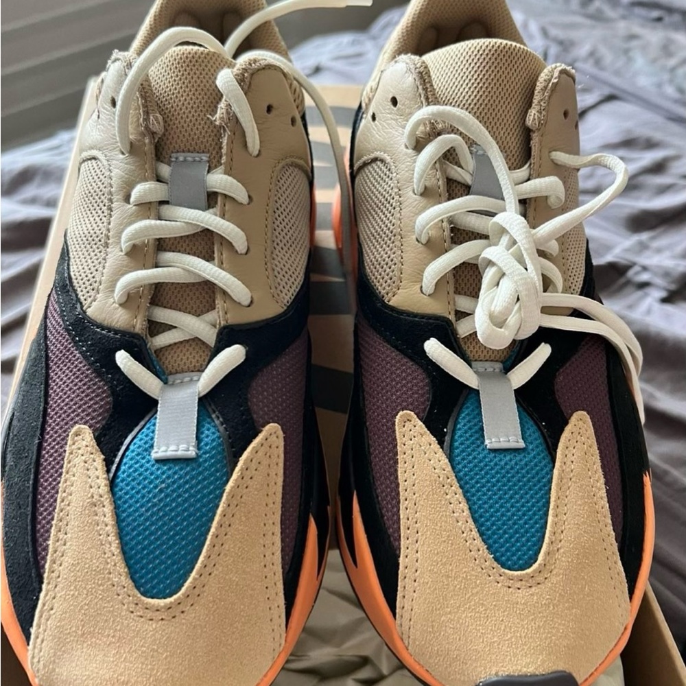 Yeezy Boost 700